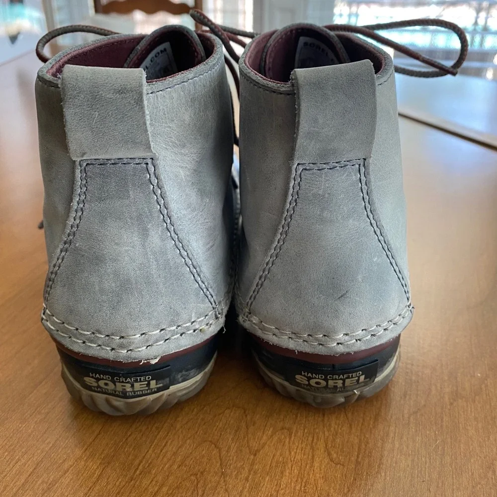 Sorel Out N About Leather Duck Boots Quarry Grey Black Waterproof NL2133-052 8.5